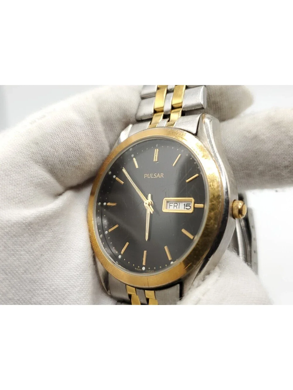 Vintage Pulsar Quartz Mens Watch New Battery Two-Tone Black Day/Date Dial 37mm